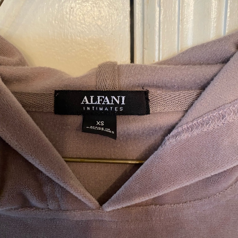 NWOT Alfani woman’s size xs top and pants set - Picture 3 of 7